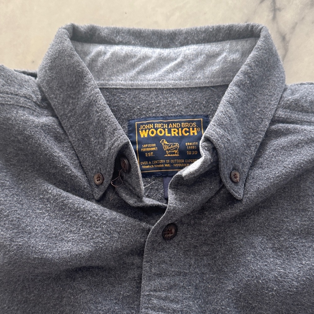 Woolrich Men's Gray Button Down Shirt